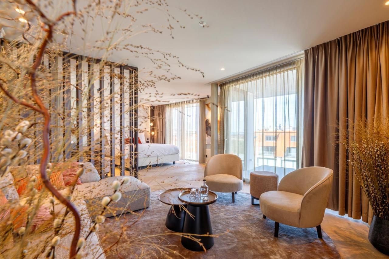 Hotel The Cornr 4*